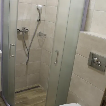 Hotel Vesna 3*