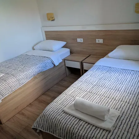 Vesna Hotel